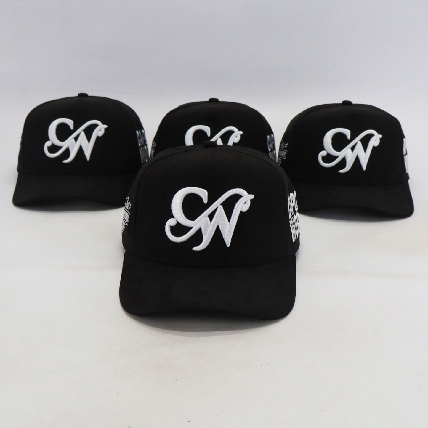 BLACK & WHITE “CAPONE WORLD” SNAPBACK A-FRAME