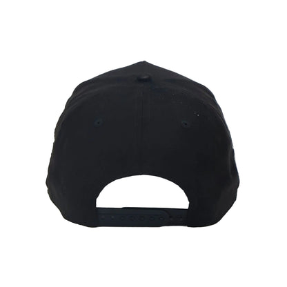BLACK & WHITE SNAPBACK