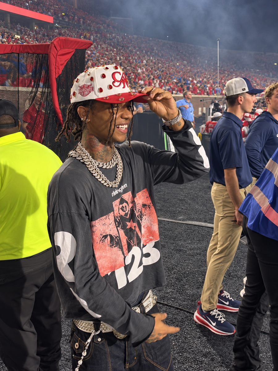 SWAE LEE